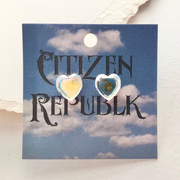 Swarovski Crystal Heart Stud Earrings 14kt Gold Handmade - Picture 1 of 14